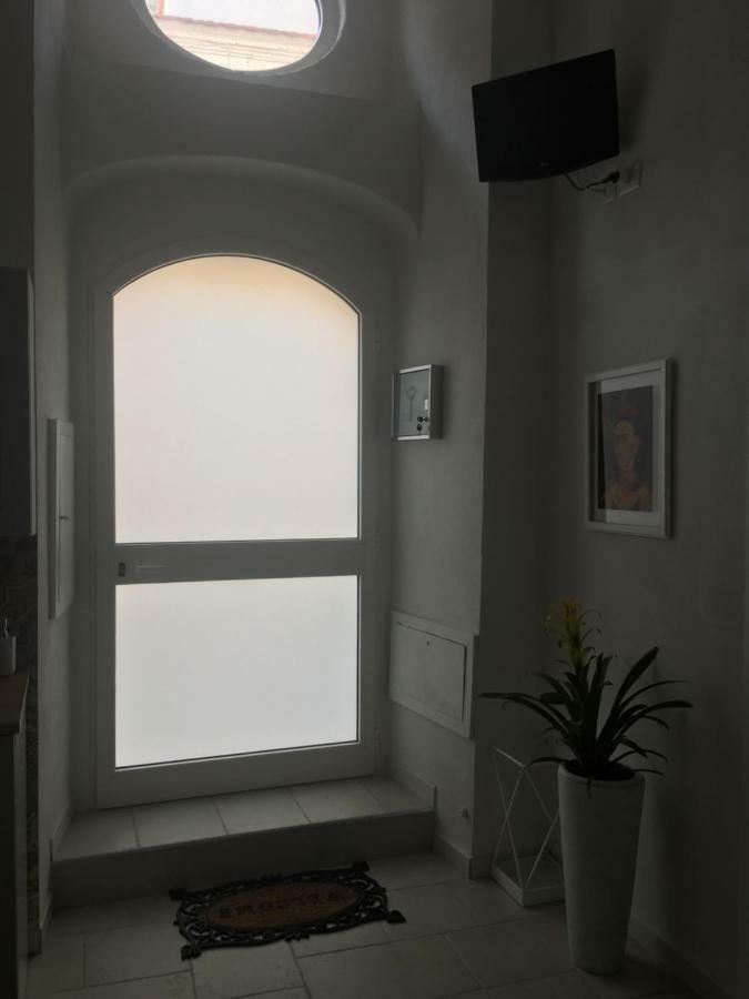 Bed & Breakfast Piazza Matteotti Stornara エクステリア 写真